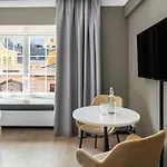 Numa Hallen 4*