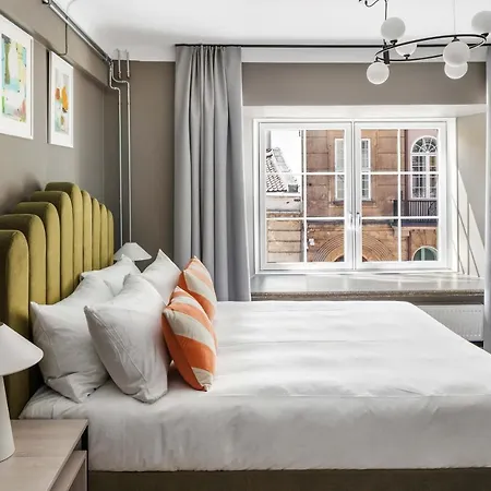 Numa Hallen Aparthotel