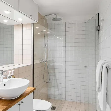 Apartahotel Numa Hallen 4*