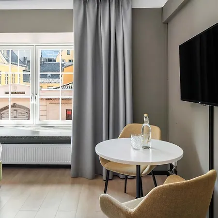 Numa Hallen 4*